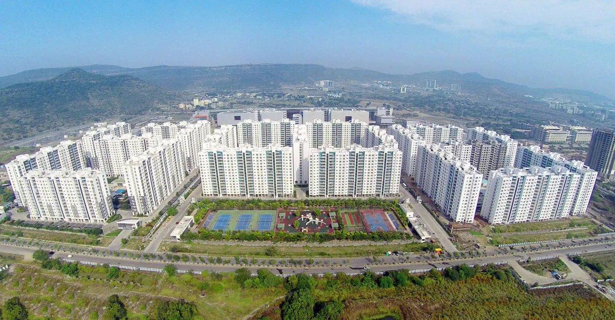 RT by @GuardaAmarela: #Pune Megapolis, a 150 acre integrated township in Hinjawadi! Look at the view! So damn pretty. Pune needs 50 more such townships.