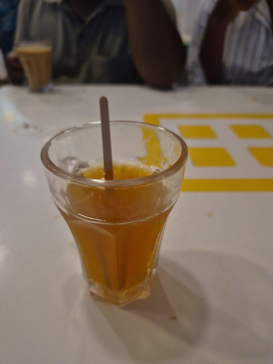 Perfect cup for a perfect mausam. No city does tea-weather quite like Bengaluru! 🌧️🤌 #LemonTea #Bengaluru