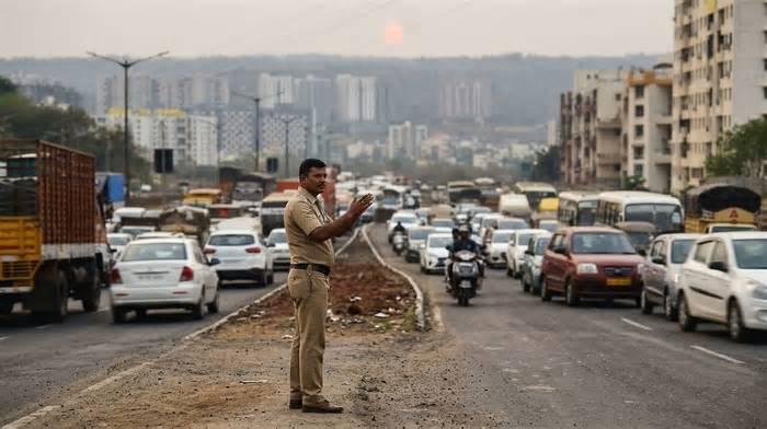 Pune traffic alert: Heavy congestion expected on Mumbai-Pune Expressway through Tuesday
