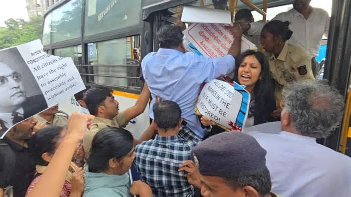 Bengaluru protest crackdown: Police detain anti-SIR marchers; photojournalists allege assault