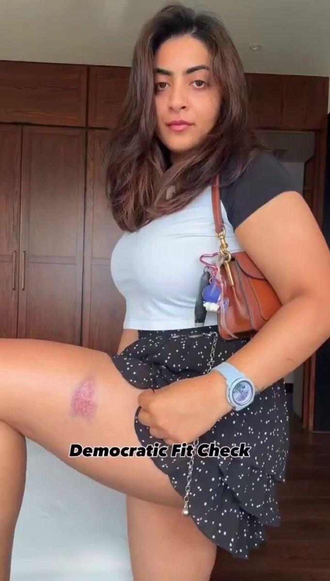 RT by @SanjSpeaks: Aamir Khan's Niece Shares Video Of Injury Marks After Detention During CJP Protest In