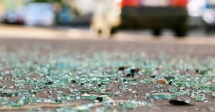 Two die as scooter crashes into tree near Marathahalli in Bengaluru