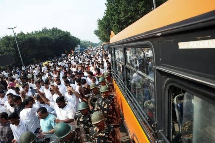Delhi shuts metro stations, restricts traffic as opposition marches against election chief