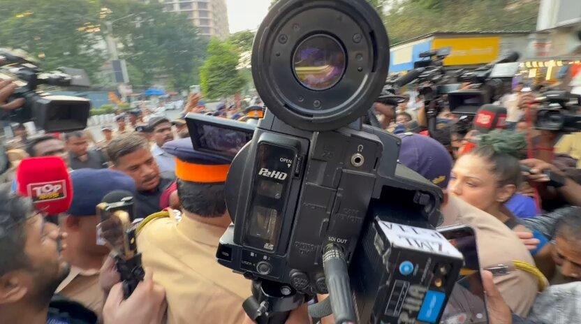 Bollywood actor Imran Khan reportedly detained by Mumbai Police at August Kranti Maidan. Why should peaceful participation or raising one’s voice lead to detention? Authorities must respect citizens’