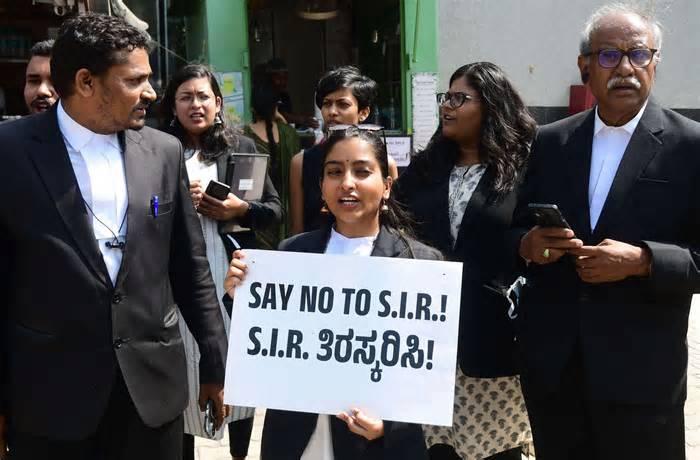 'Dissent not a crime': Bengaluru lawyers demand probe by Centre