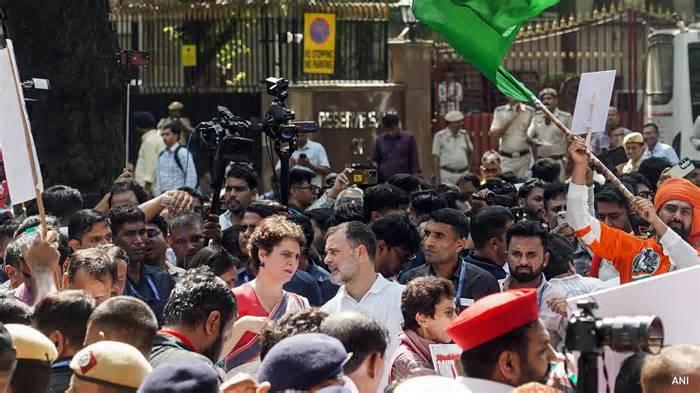 Delhi Protest Highlights: Congress Directs All MPs And Leaders To Remain In Delhi Until Further Notice
