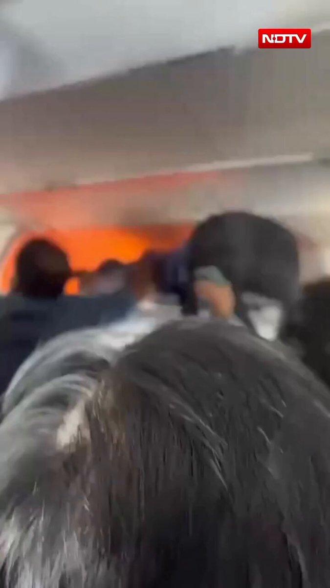 || 🛑🛑 Powerbank Triggers Fire On Delhi-Chennai @IndiGo6E Flight, Plane Diverted To @ndtv