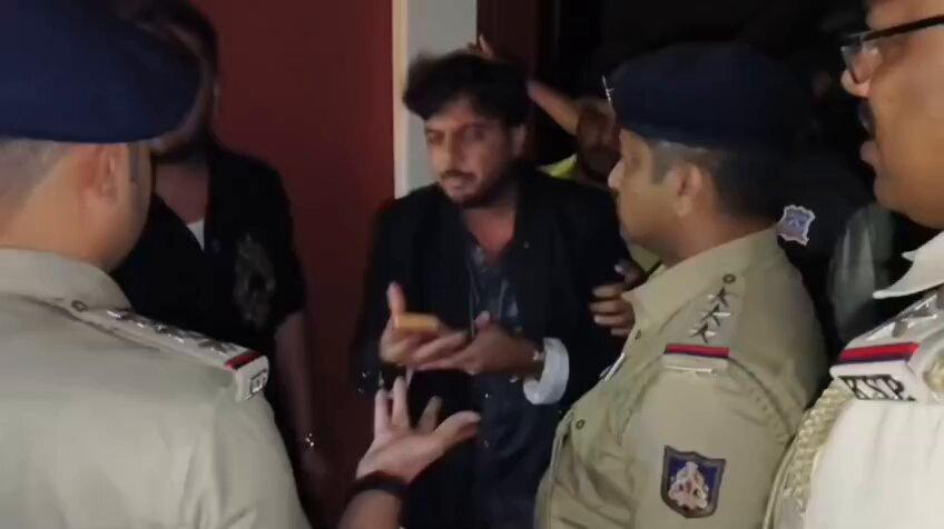 #IAS officer calls cop “MC” in #Bengaluru #Andhra Pradesh IAS officer Vikas Marmat, who is heading #Kuppam Area Development Authority in AP CM (@ncbn) Chandrababu Naidu’s constituency, & his 3 friends
