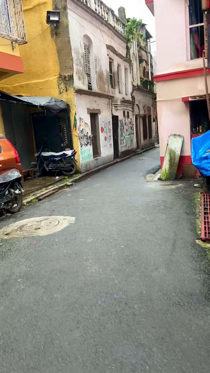 RT by @IndianTrainFan: Malanga Lane, . Where Syama Prasad Mookerjee’s father, the legendary Ashutosh Mukherjee was born (house no 29), Netaji visited often, revolutionary Anukul Mukherjee live