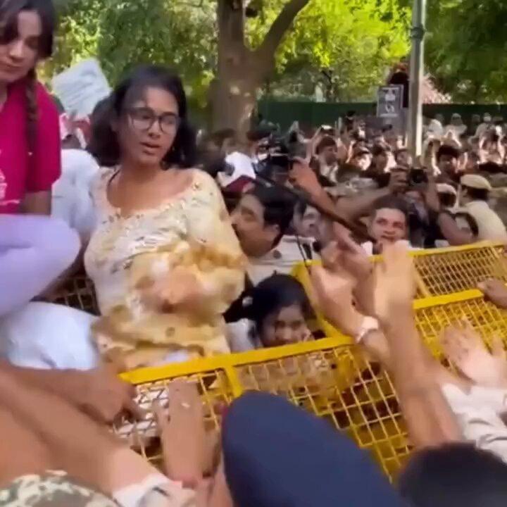 Delhi Police has once again detained Neha Bora, an office-bearer of a so-called student organization and an illegal protester. If you want peace in the country, communism must be banned; there is no o