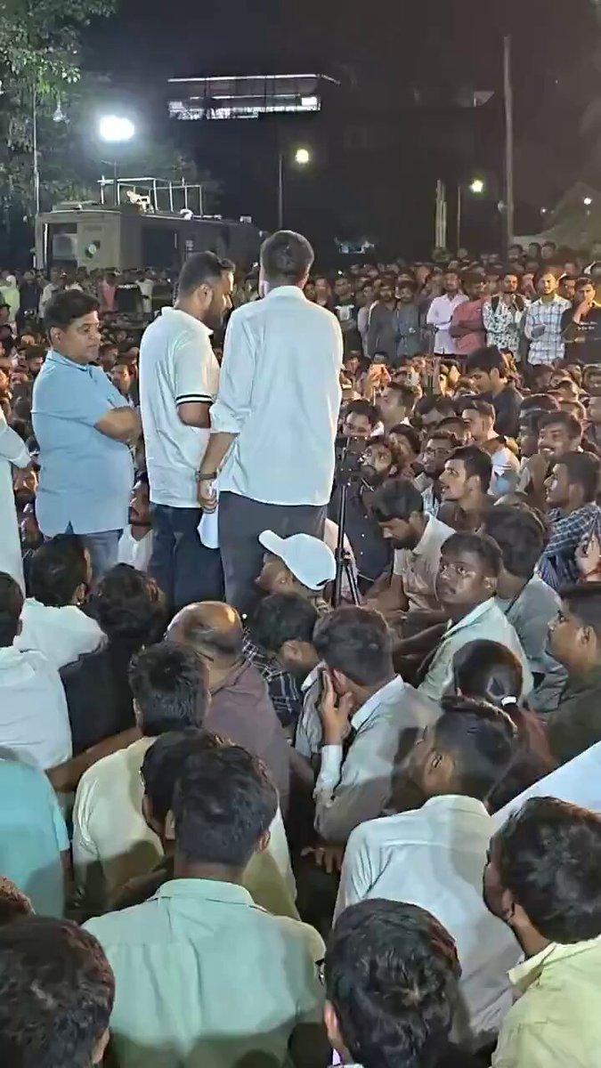 Goosebumps. 🔥 MPSC aspirants listened to LoP Rahul Gandhi ji’s powerful message in complete silence… The second it ended, the whole ground erupted with pure energy. 🇮🇳 Watch till the end. You need to
