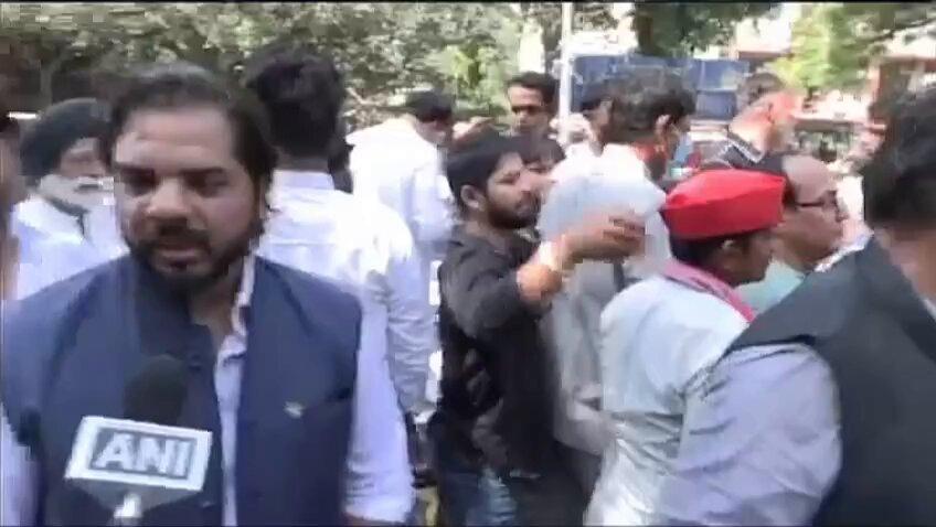 RT by @MujeebAyyub: MP Gaddam Vamsi Krishna protest against
