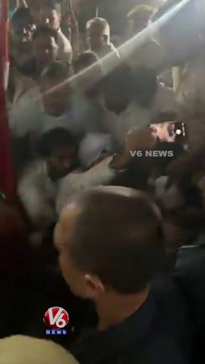 Rahul , Priyanka Gandhi Arrest | Delhi | V6 News