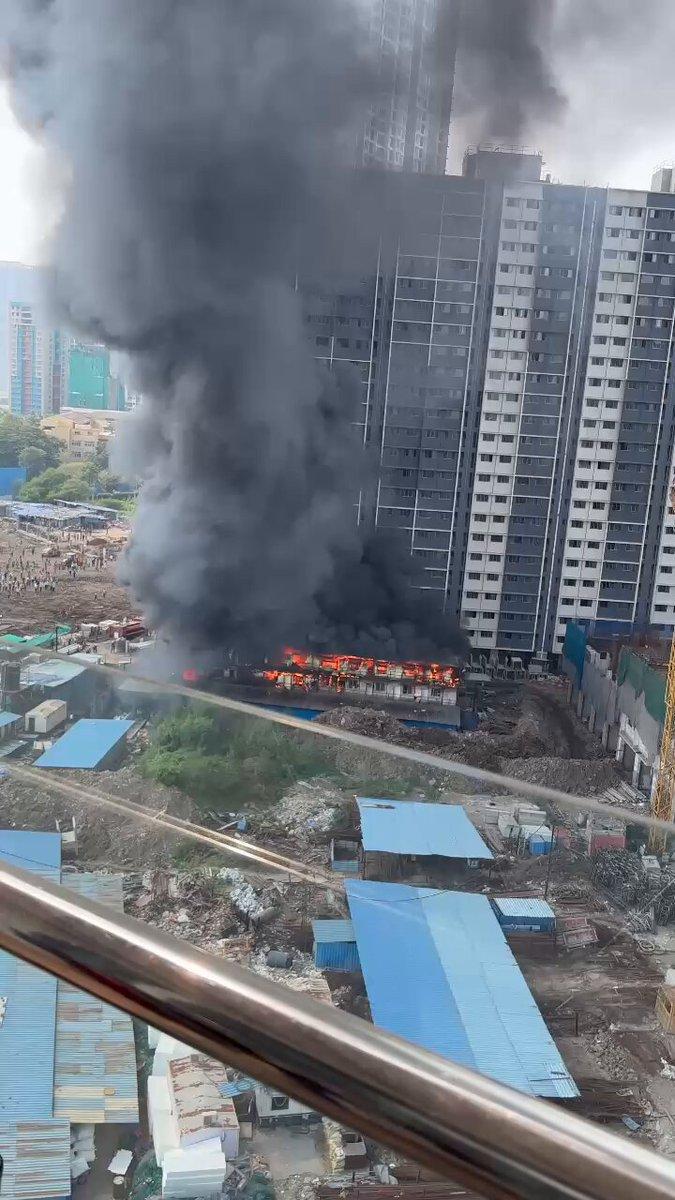 A fire has broken out at an under-construction site in Mulund East. Residents reportedly heard a loud blast just a few minutes ago. More details awaited. ⚠️