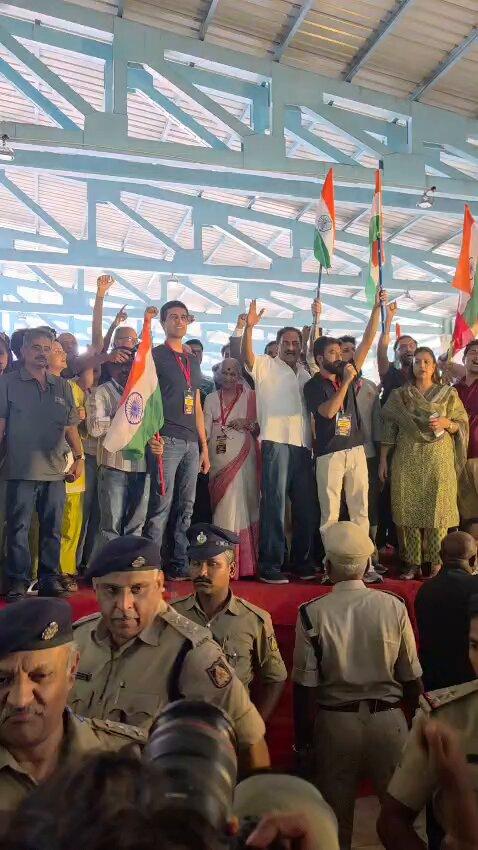 RT by @RepublickAss: protest at Freedom Park in demanding the resignation of CEC Gyanesh Kumar over SIR irregularities 👇 (📹 by TOI’s Chethan Shivakumar) @timesofindia