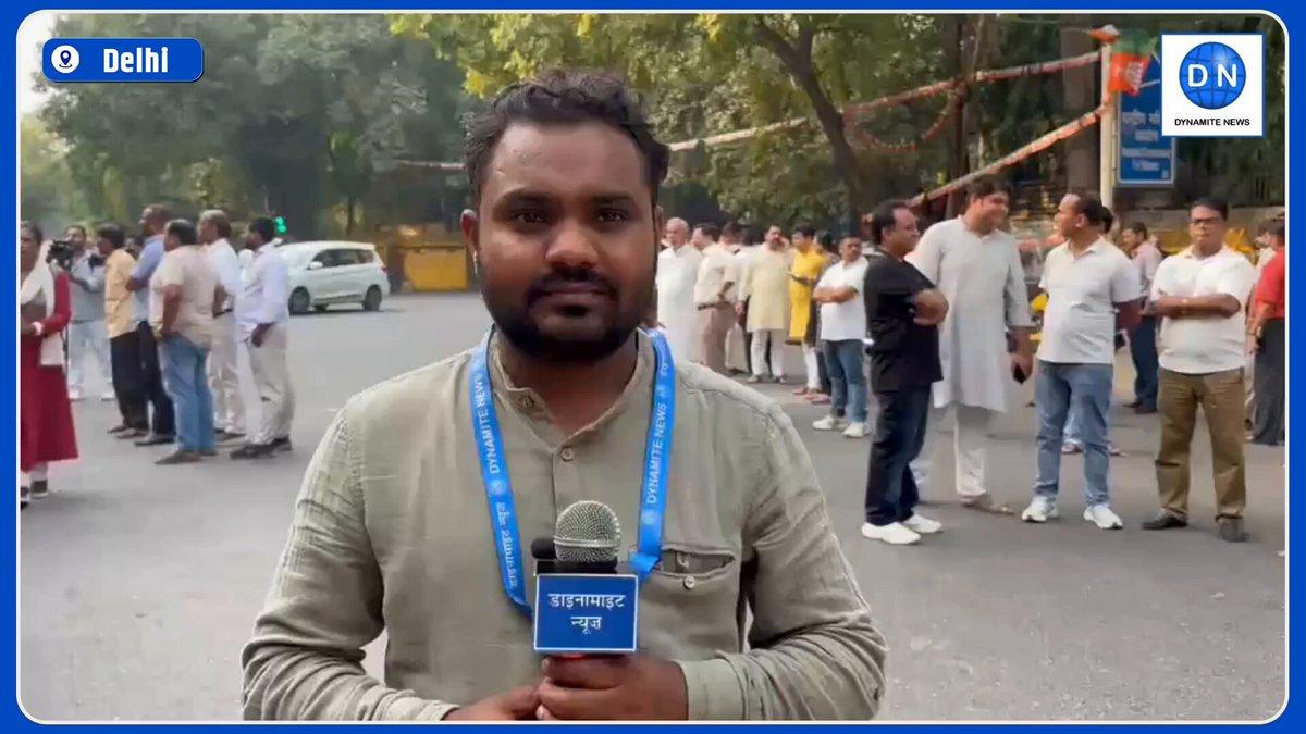 Delhi: BJP workers stage a protest outside the National Commission for Women (NCW) office against the Congress party. @BJP4India @BJP4Delhi