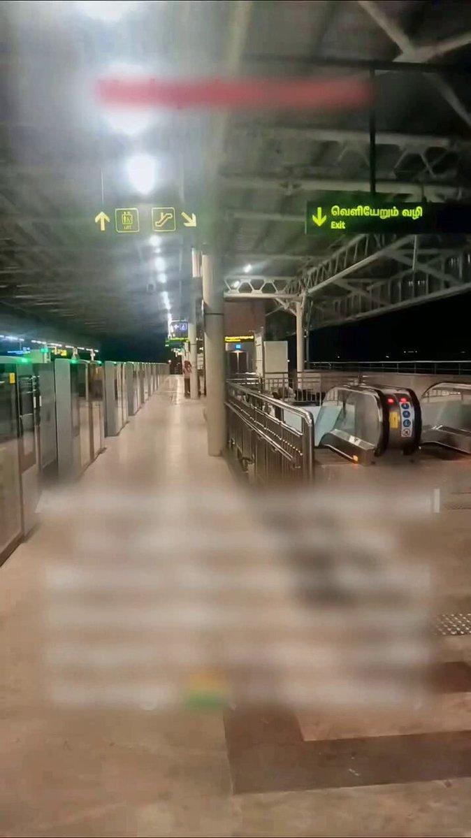 RT by @Arun_2117: Vadapalani Ph 2 station Platform level is fully complete and ready for inaugration.