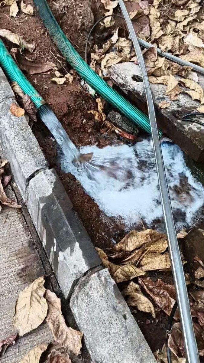 @Dev_Fadnavis sir, your government has declared a drought. But the builder in Park Street Wakad is pumping and DISCARDING 24/7 lakhs of liters of precious groundwater. Depleting all nearby acquifers a