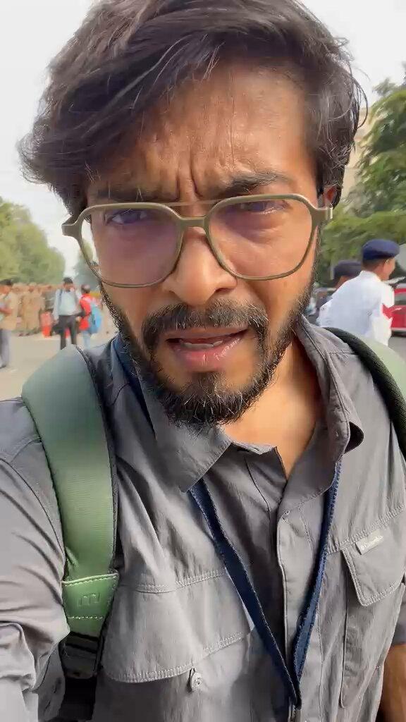 RT by @ShanuAhluwalia: Before they start detaining journalists. Never seen like this before