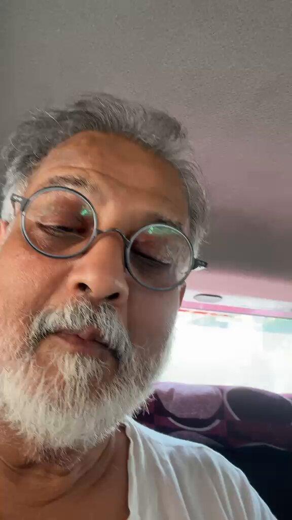 @TusharG detained by ahead of today protest called by at Agust kranti maidan,#Mumbai