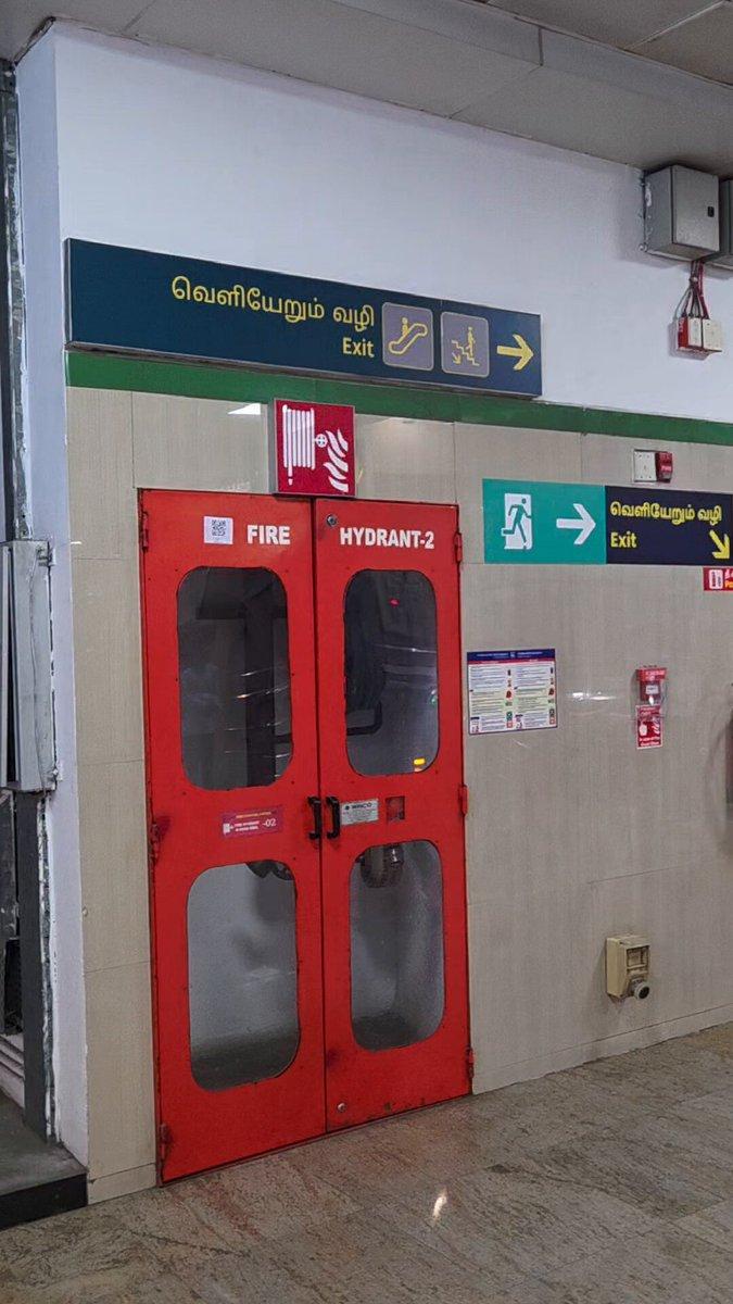 When something massive happens to in terms of infra, it's mandatory to visit. 🙃 First impressions, extremely clean and clear signs everywhere. Key is to maintain it. 🙏🎉 metro. Con