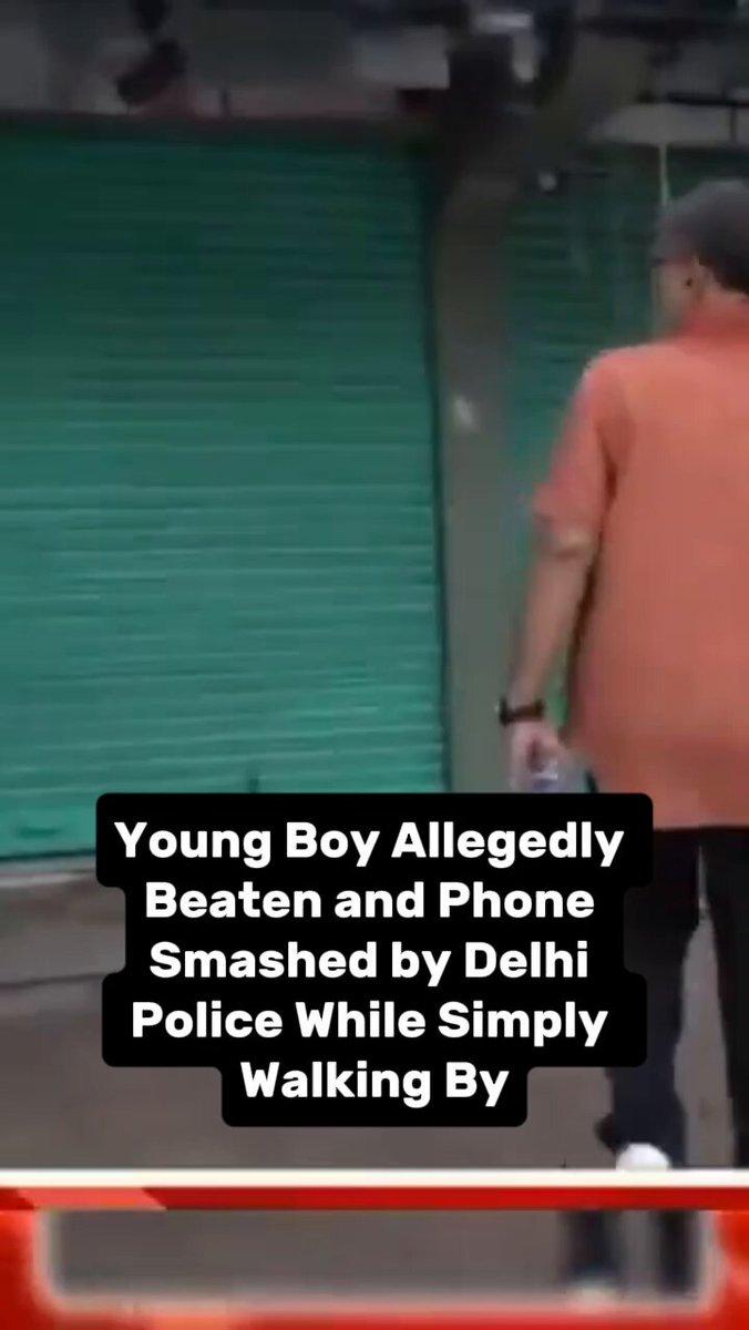 RT by @Diksha_sharma03: Another heartbreaking incident emerged from . A young boy who was simply walking by, not protesting, was beaten up and his phone was smashed.#DelhiـPolice