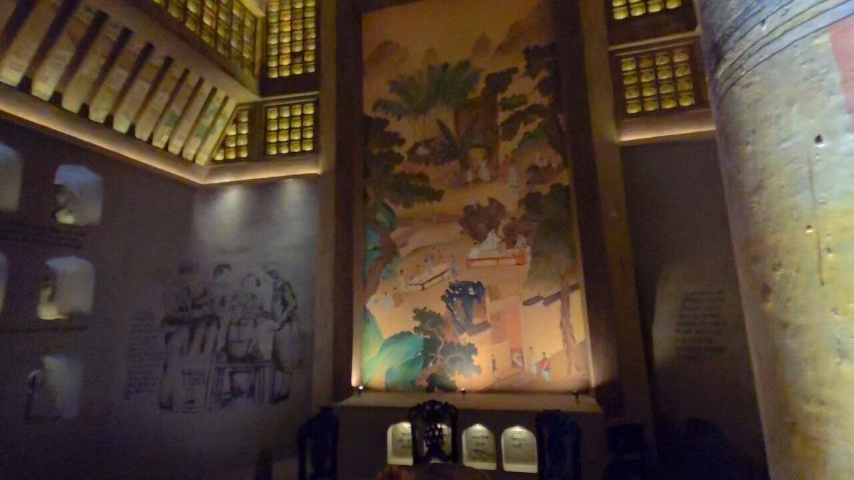 A video and some photos from Kolkata's spectacular Durga Puja themes, scenes and vibe from last year. Unfortunately could not be there for it this year 😞