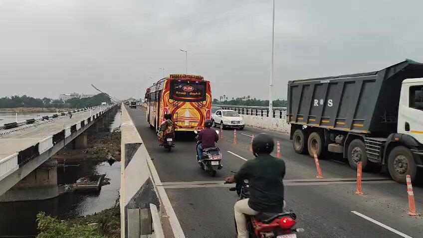 RT by @TrichyTreasures: Old Cauvery bridge closed on #Trichy-#Chennai NH for maintenance will reopen tomorrow OCT 15, 4 pm (Thursday). A great relief for people heading home in central and southern di