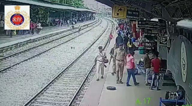 RT by @RahulUlekar: : RPF cops save man’s life at railway station