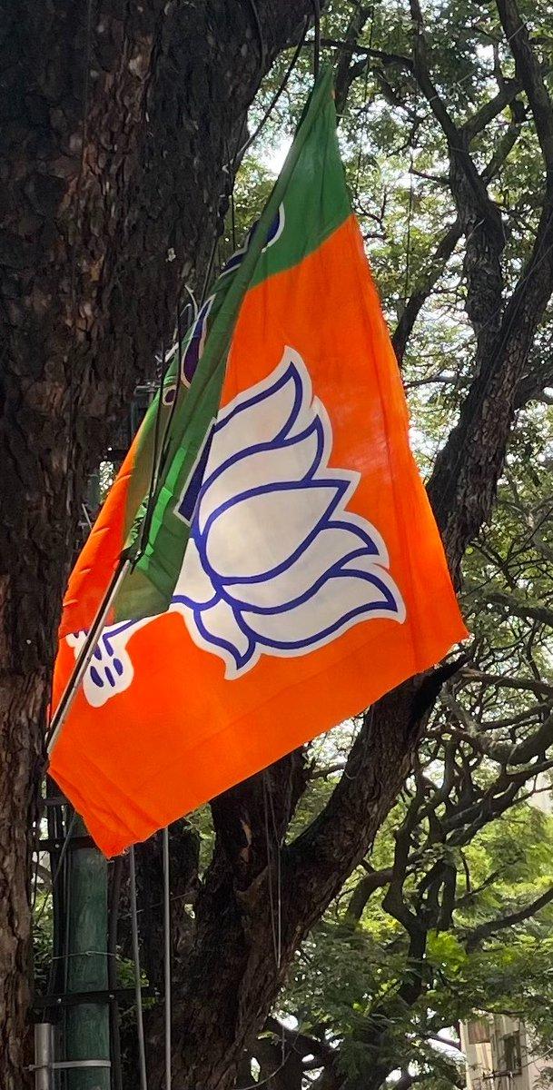 🧹 let it not remain a slogan @BJP4Karnataka @umeshshetty_bjp @Tejasvi_Surya @VSOMANNA_BJP Thank you for keeping clean Disfigurement of public places to the max