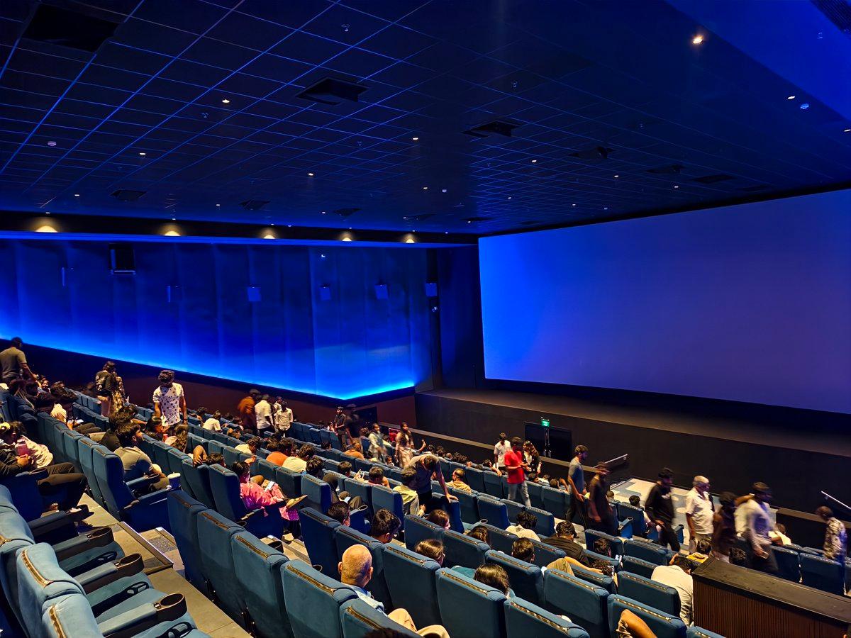 RT by @sendil9Oskid: Screen 5 at 7 Screen Cinemas! 📍SKY HUB Steep rake & FOV is insane 4K laser looks crisp! Finest QSC-powered Dolby Atmos is so precise,deep & shockingly best l