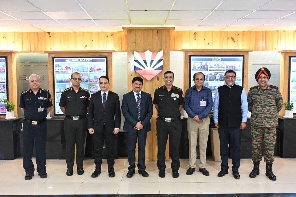 Financial Synergy & Audit Conclave was organised by @easterncomd at , with fruitful interactions on improving synergy & mutual resolution of legacy issues. In attendance were Shri R K Pandey,