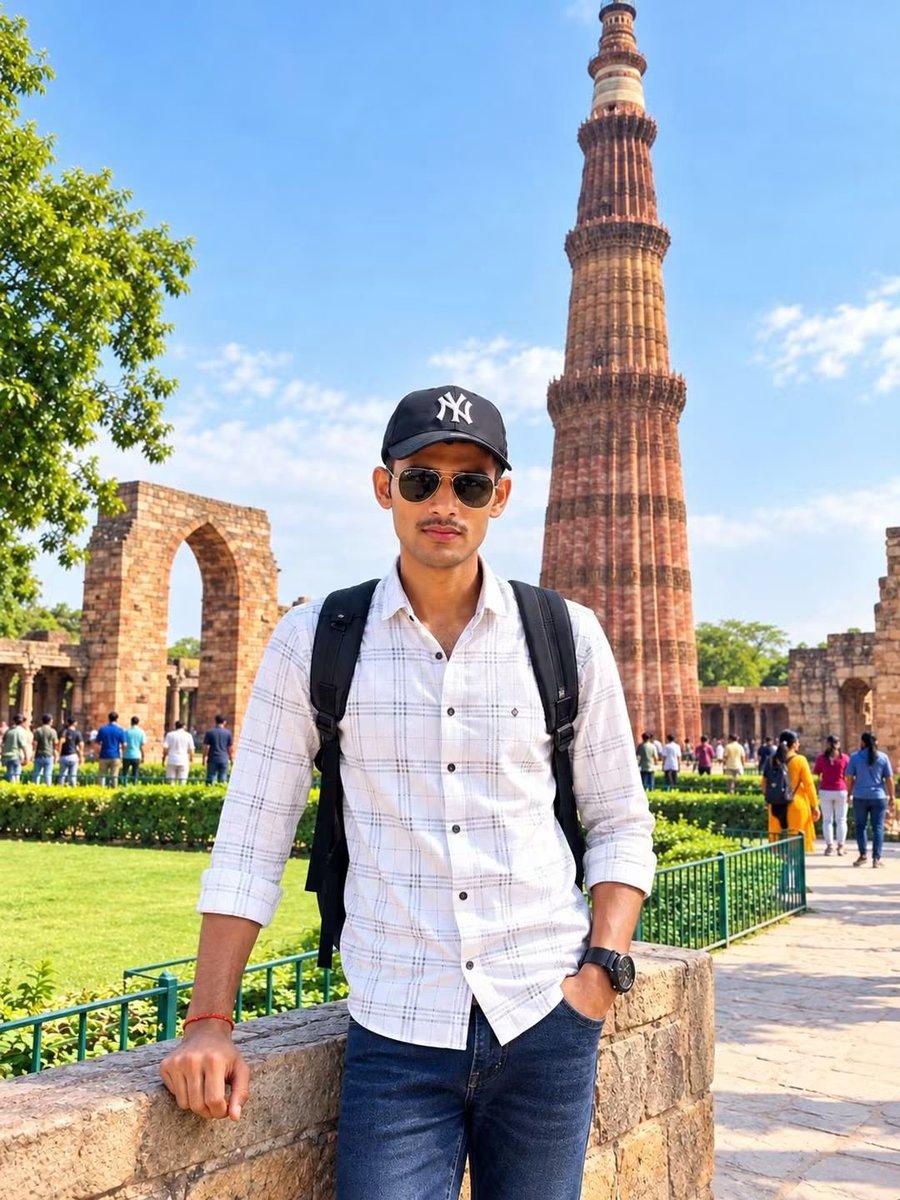 A beautiful moment at the iconic Red Fort, Delhi 🇮🇳✨