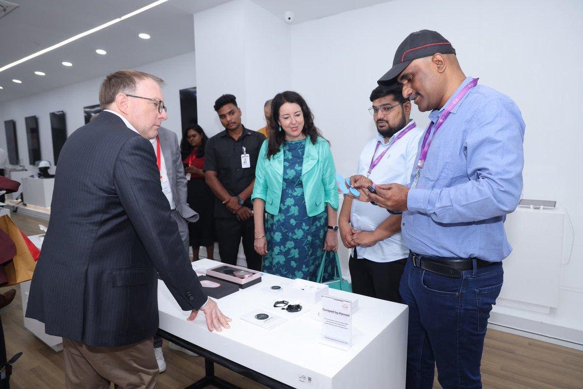 Ideas are everywhere. Ecosystems make them move. At @THubHyd and @TWorksHyd in alongside @SECO_StateSec Helene Budliger Artieda and the🇨🇭delegation, I saw the networks, infrastructure and e