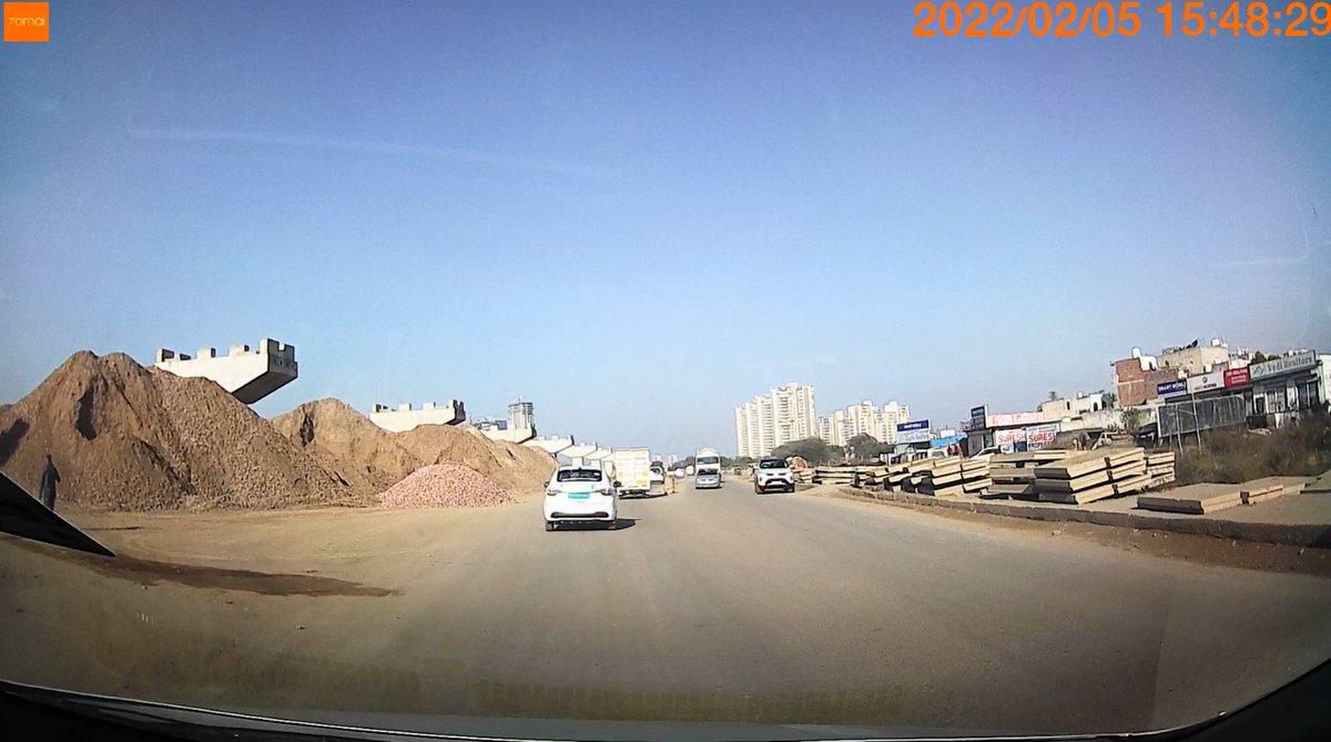 Condition of Dwarka Expressway in Feb 2022. The first vehicular activity on the fully built Dwarka Expressway happened in March 2024. Compare it with any construction work in 1. Ejipura Fly