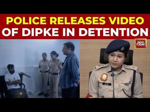 Press Briefing: Delhi Police Releases Video Of CJP Founder Abhijeet Dipke In Detention | Breaking
