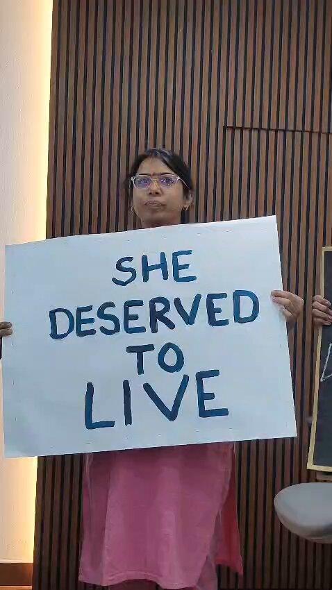 : ‘Hang him till death or life imprisonment". Residents of Villa Orchids, Kowkoor, demand justice for little Aureli - a 5 YO murdered by the security guard Vikram. @SumathiIPS - Commissioner