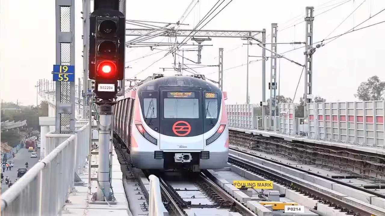 DMRC reopens all Metro station gates as Delhi remains on alert ahead of fresh CJP protest