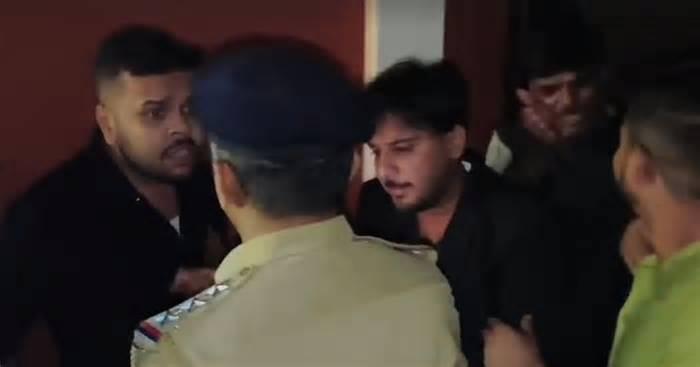 Andhra Pradesh IAS officer, three others booked for abusing CCB sleuths at Bengaluru pub