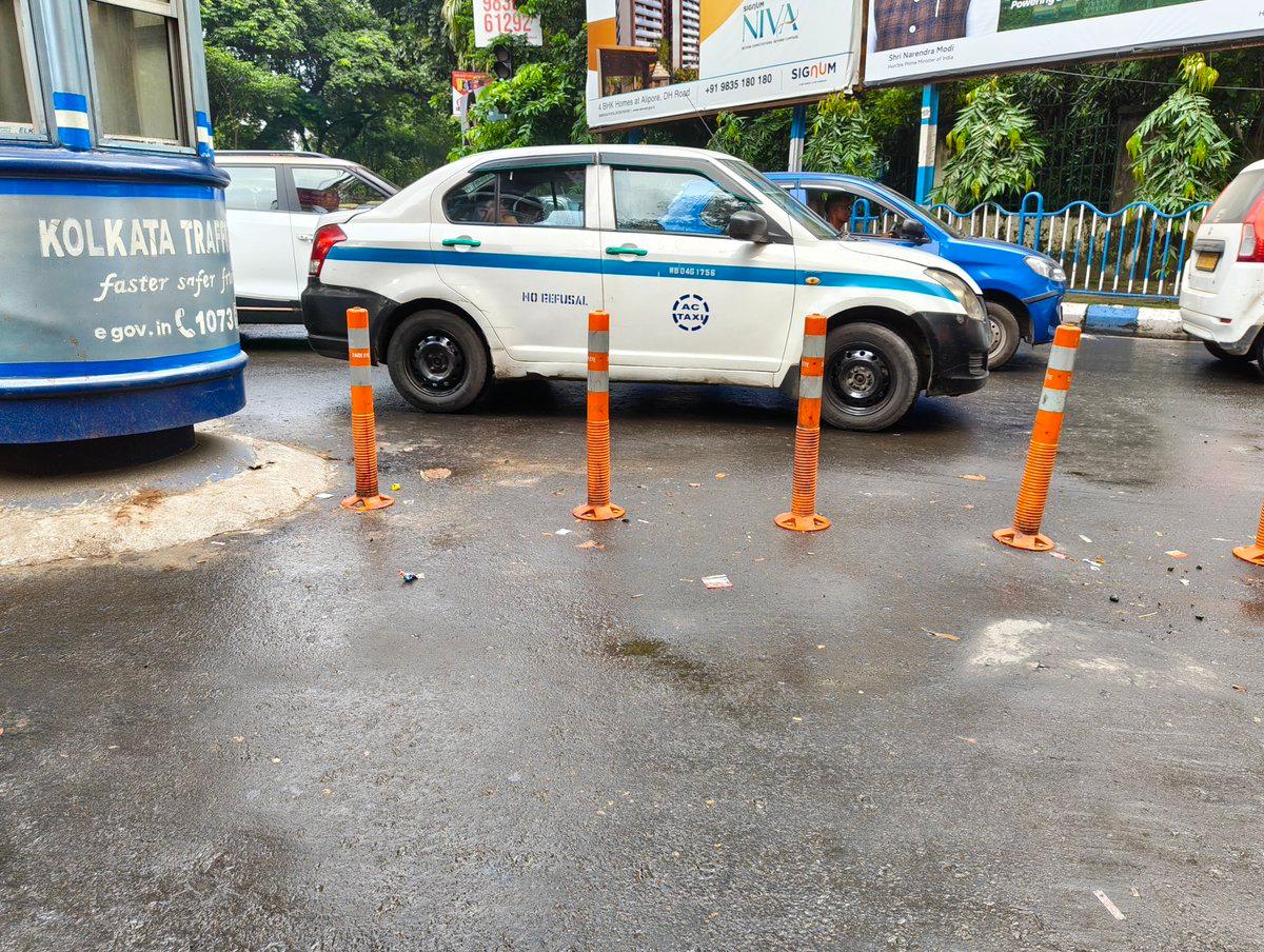 What's the Transport Minister of doing for the daily travellers & office goers ? @cmowbgov @SuvenduWB Mr @ArjunsinghWB needs to improve, regularise and regulate Autos, Buses, Taxis and oth