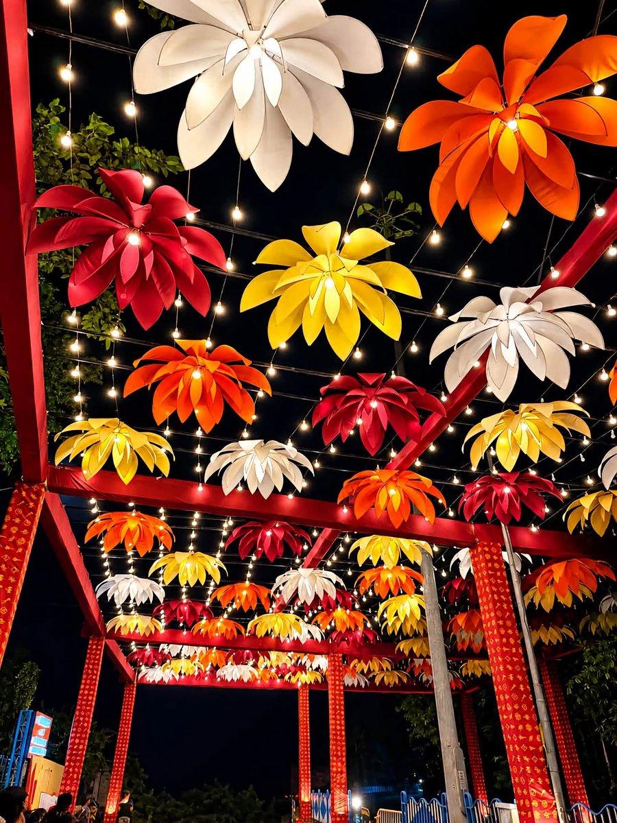 decked up for the world’s greatest festival 🙏🌺মা আসছে॥
