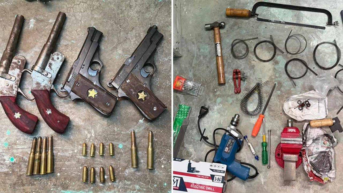 West Bengal STF has busted an alleged illegal arms manufacturing unit in Nadial, Kolkata. Firearms were recovered during the operation. Searches are underway to trace those allegedly involved. #Kolkat